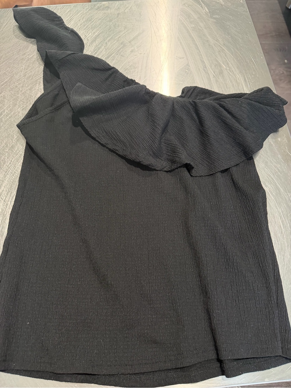 Women’s One-Shoulder Ruffle Top - Black - Picture 4 of 5